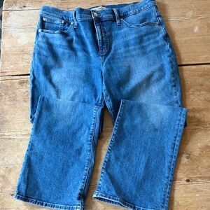 NWOT Madewell Mid-rise “Kick Out” stretch denim Jeans size 14 (32)